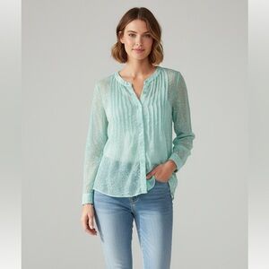 Chico’s Kaydence Sheer Mint Embroidered pleated button front top size 1/medium